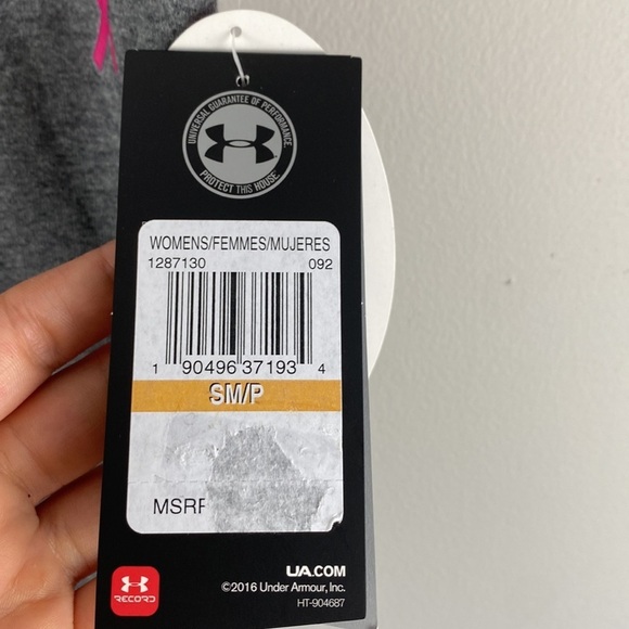 NWT New with Tags UNDER ARMOUR FAVORITE WORDMARK CAPRI WOMEN'S Size Small - Picture 9 of 16